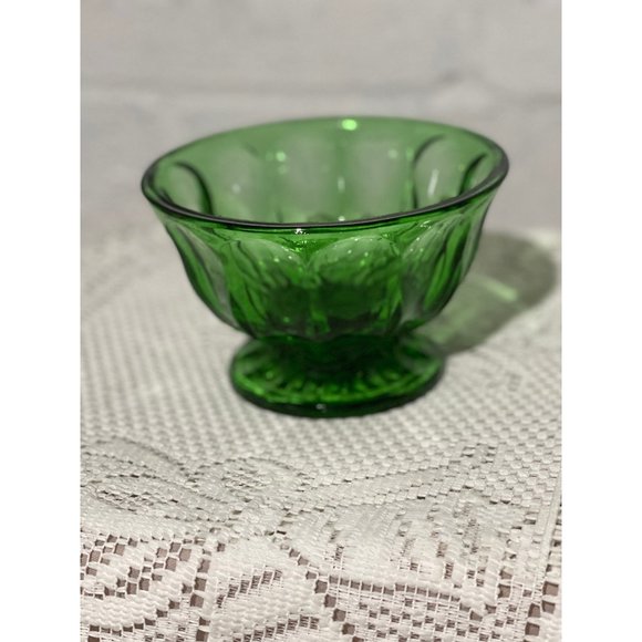Bowl, Vintage Anchor Hocking Emerald Green Depression Glass Footed Bowl - Picture 1 of 4